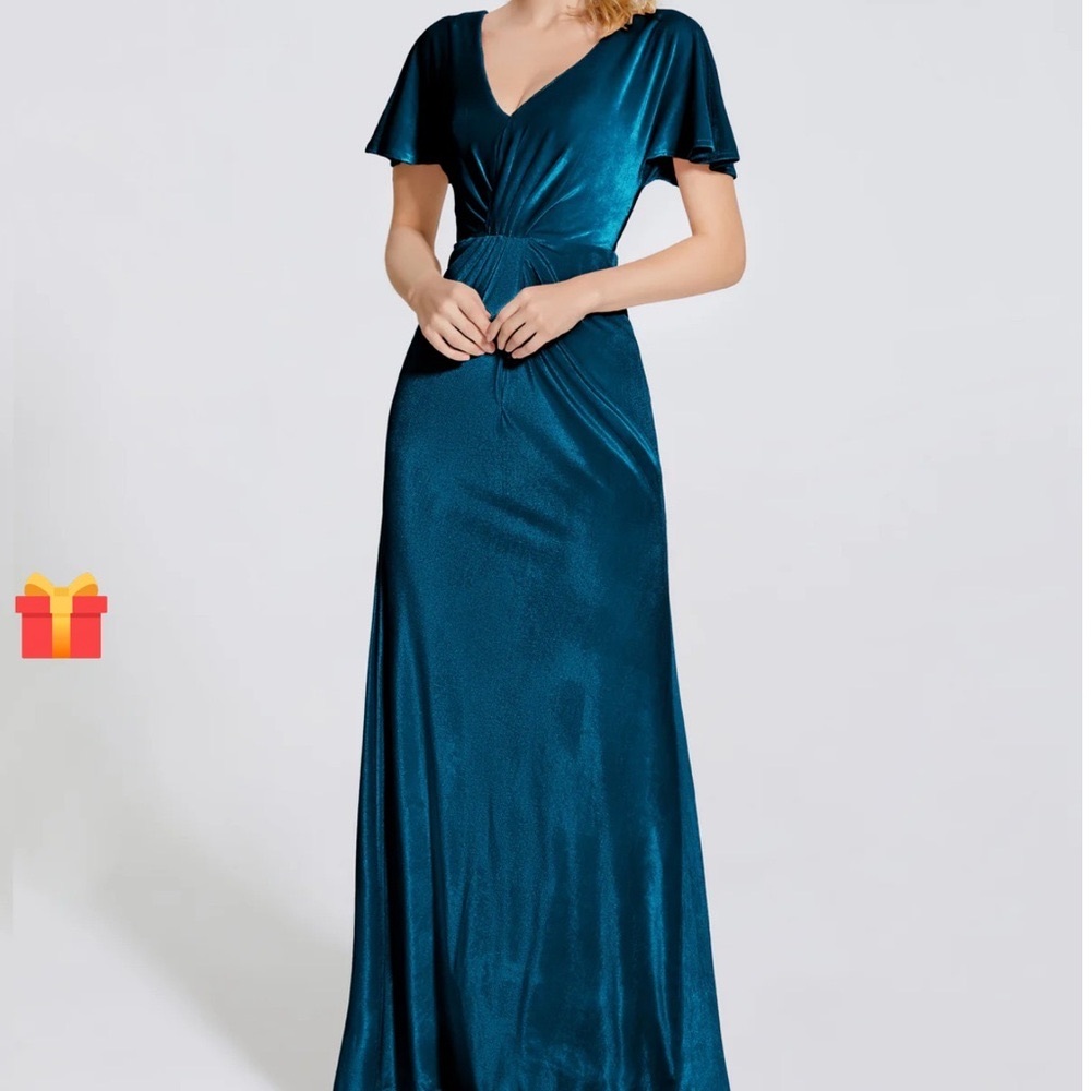 Elegant Teal Evening Gown